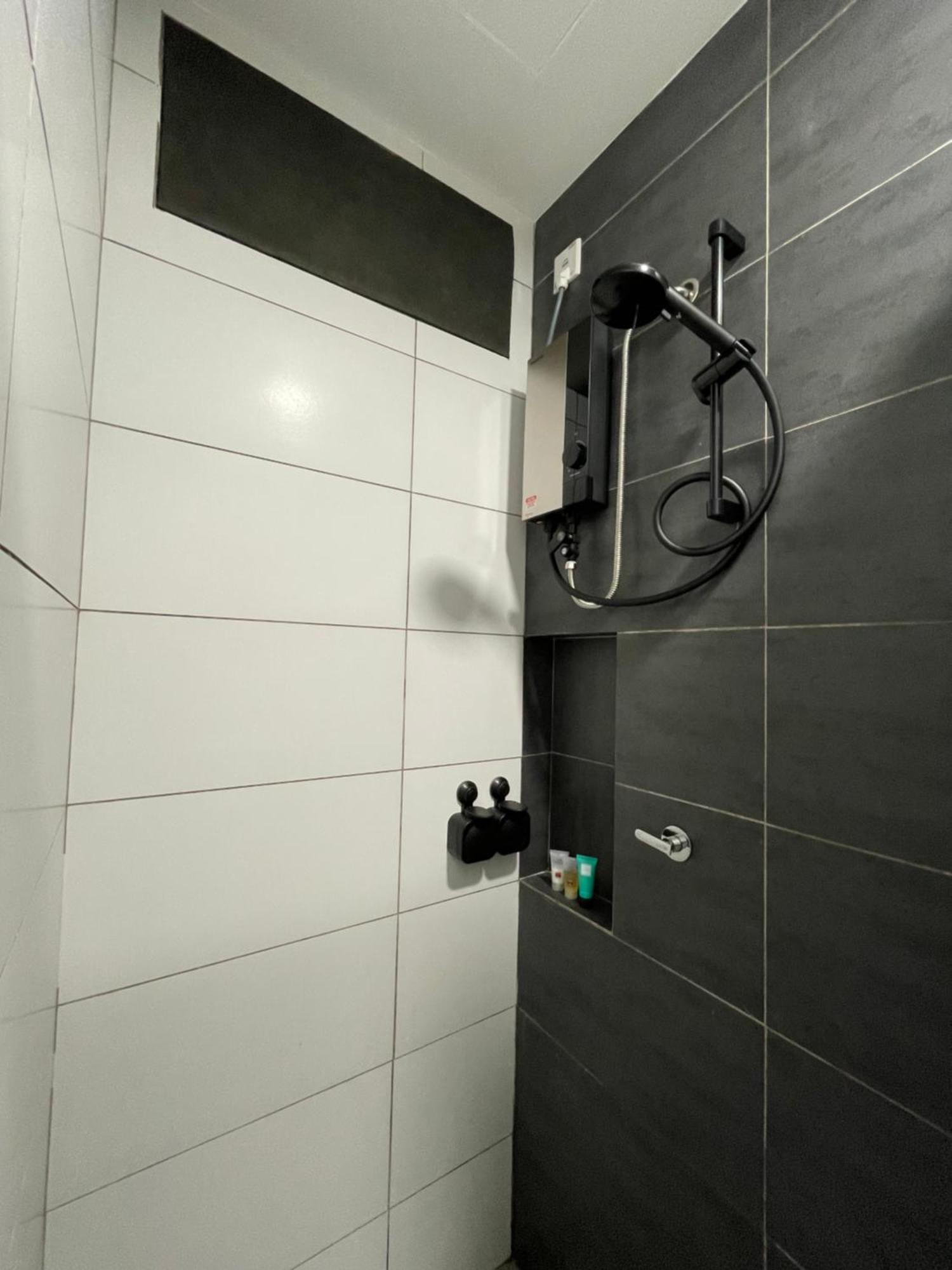 Jugi Suite @ Horizon Sepang Klia Kültér fotó